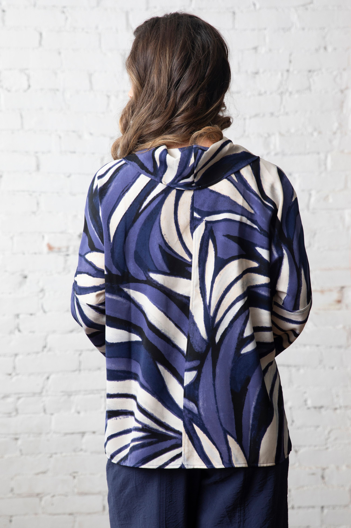 Olivia by Habitat Clothing Abstract Waves Urban Cowl Pullover-Navy