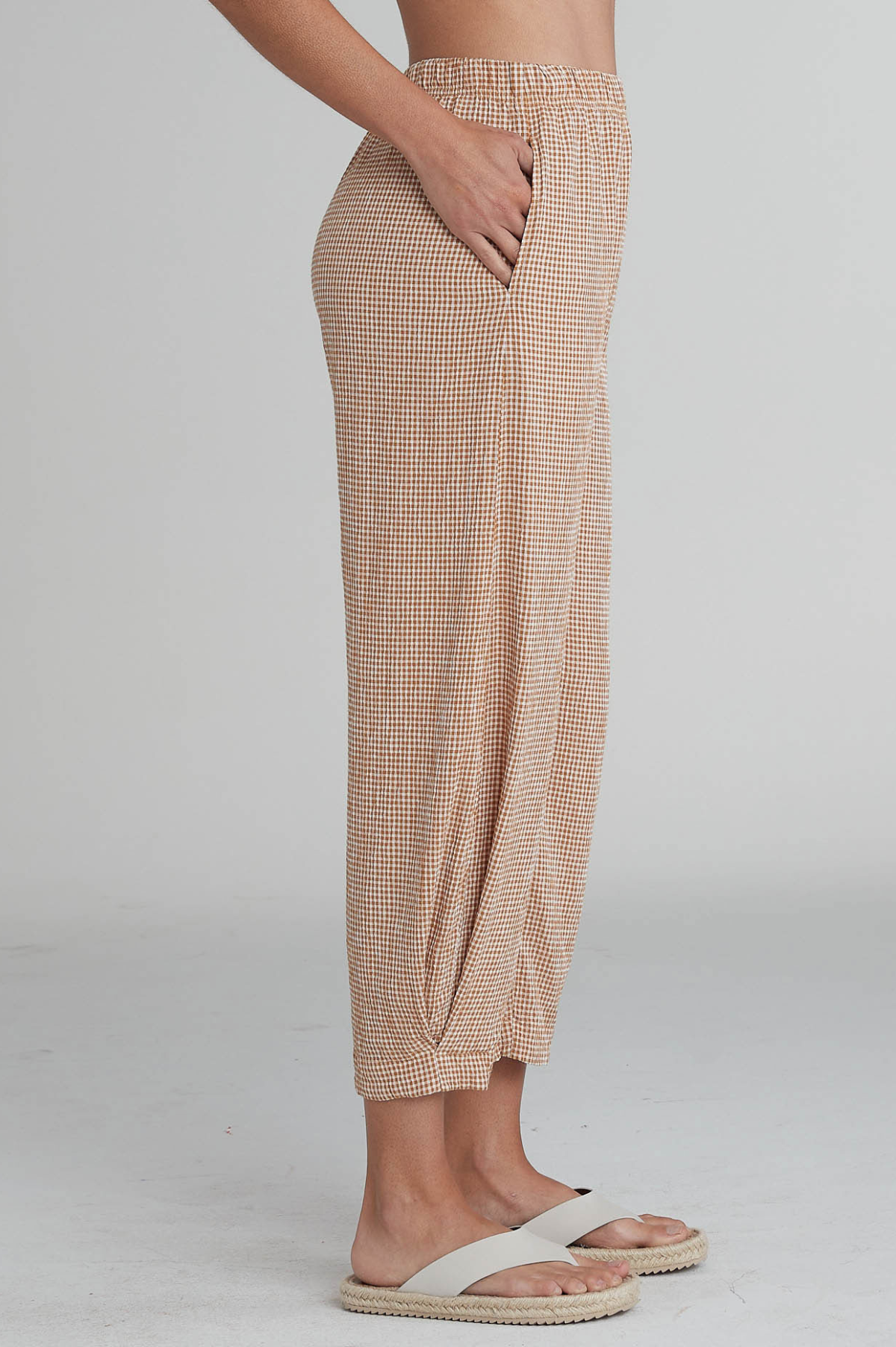 Cut Loose Crinkle Check Side Pleat Pant-Verde Green