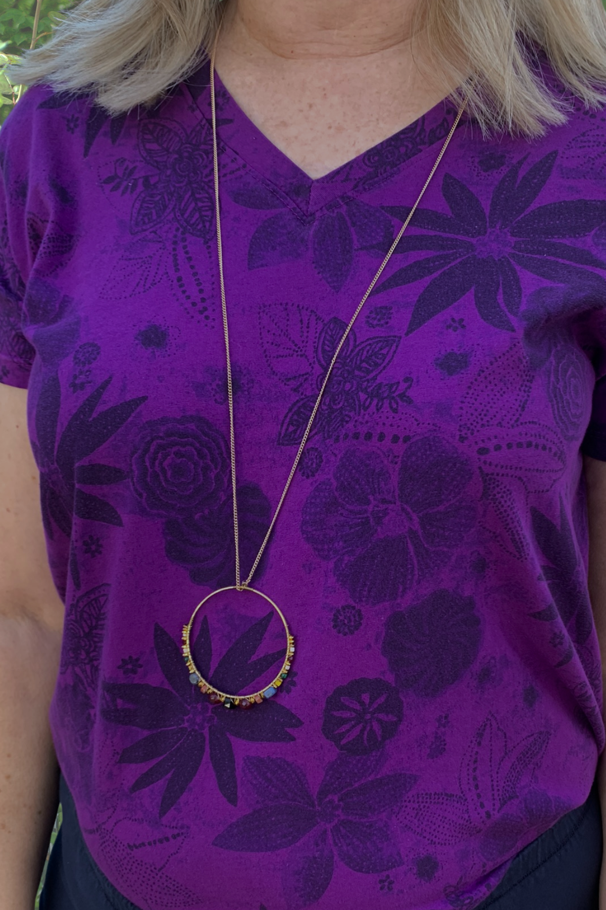 Prairie Cotton V-Neck Short Sleeve Top-Floral