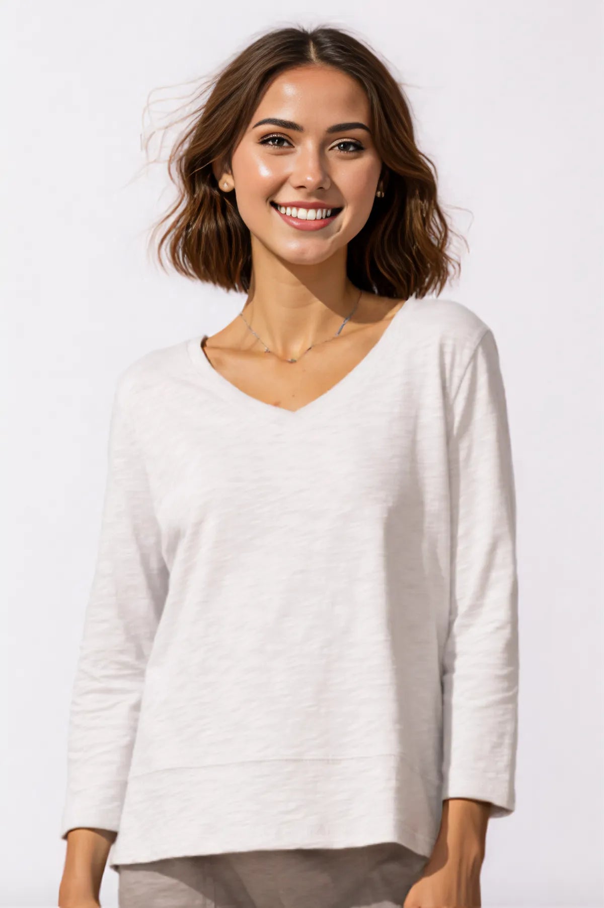 lEscape by Habitat Easy V-Neck shirt