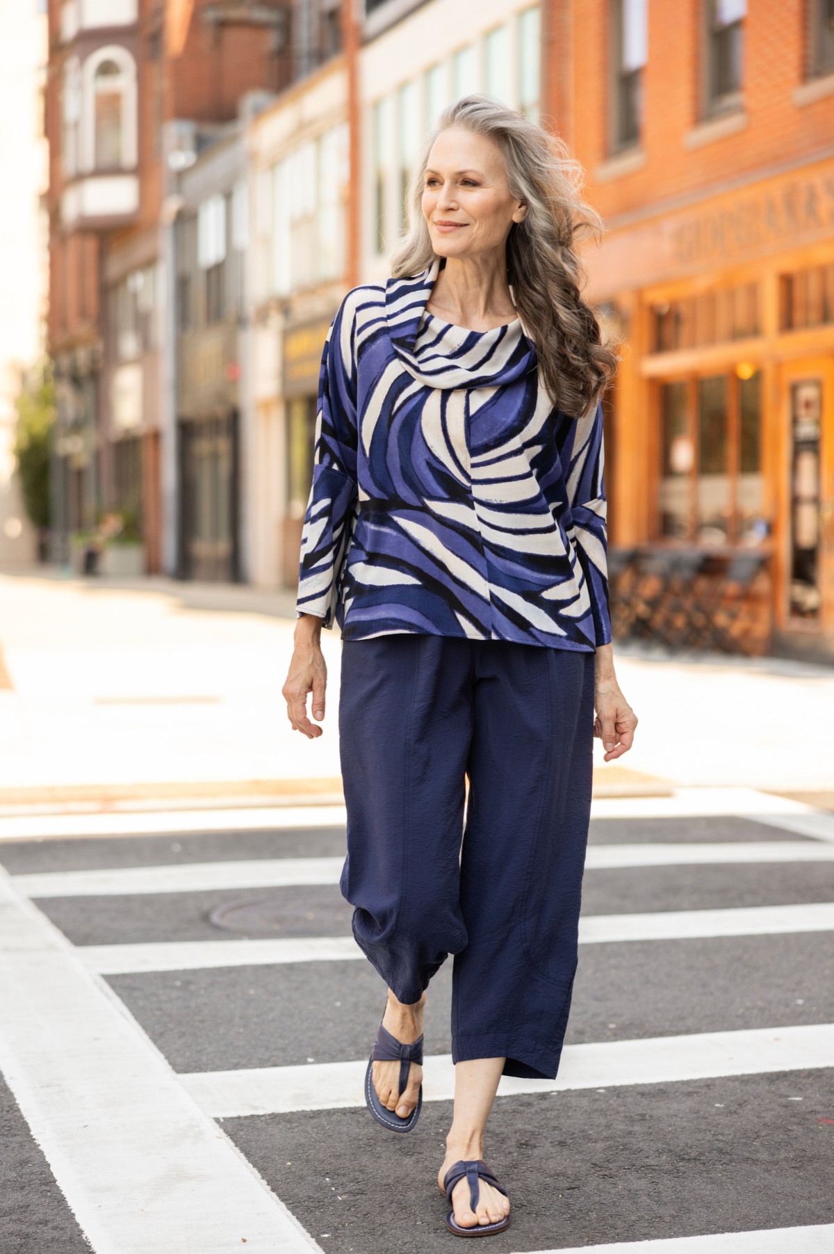 Olivia by Habitat Clothing Abstract Waves Urban Cowl Pullover-Navy