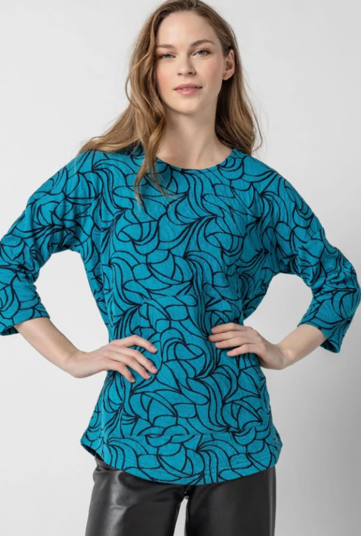 komil petal top in turquoise