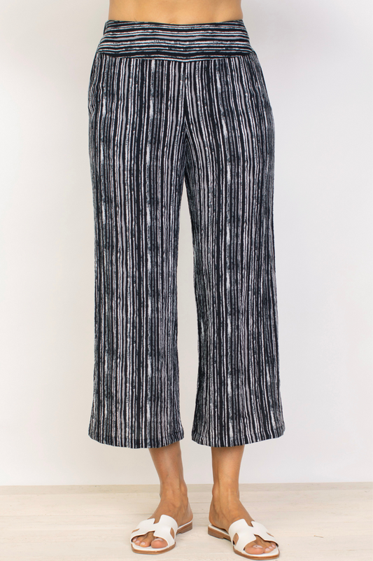 Habitat Clothing Express Travel Crop Stripe Pant