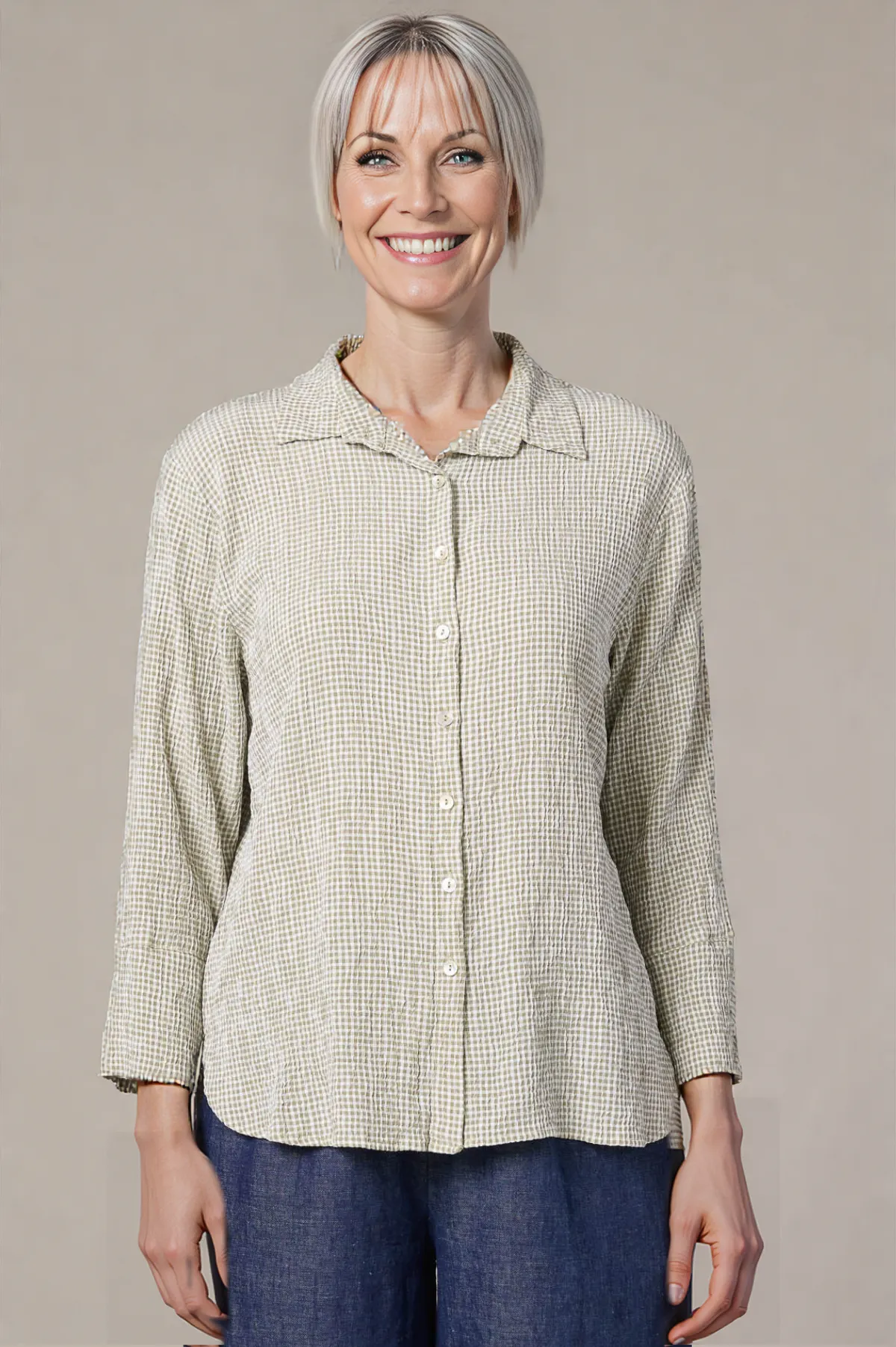 Cut Loose Crinkle Check Crop Easy Shirt for Spring