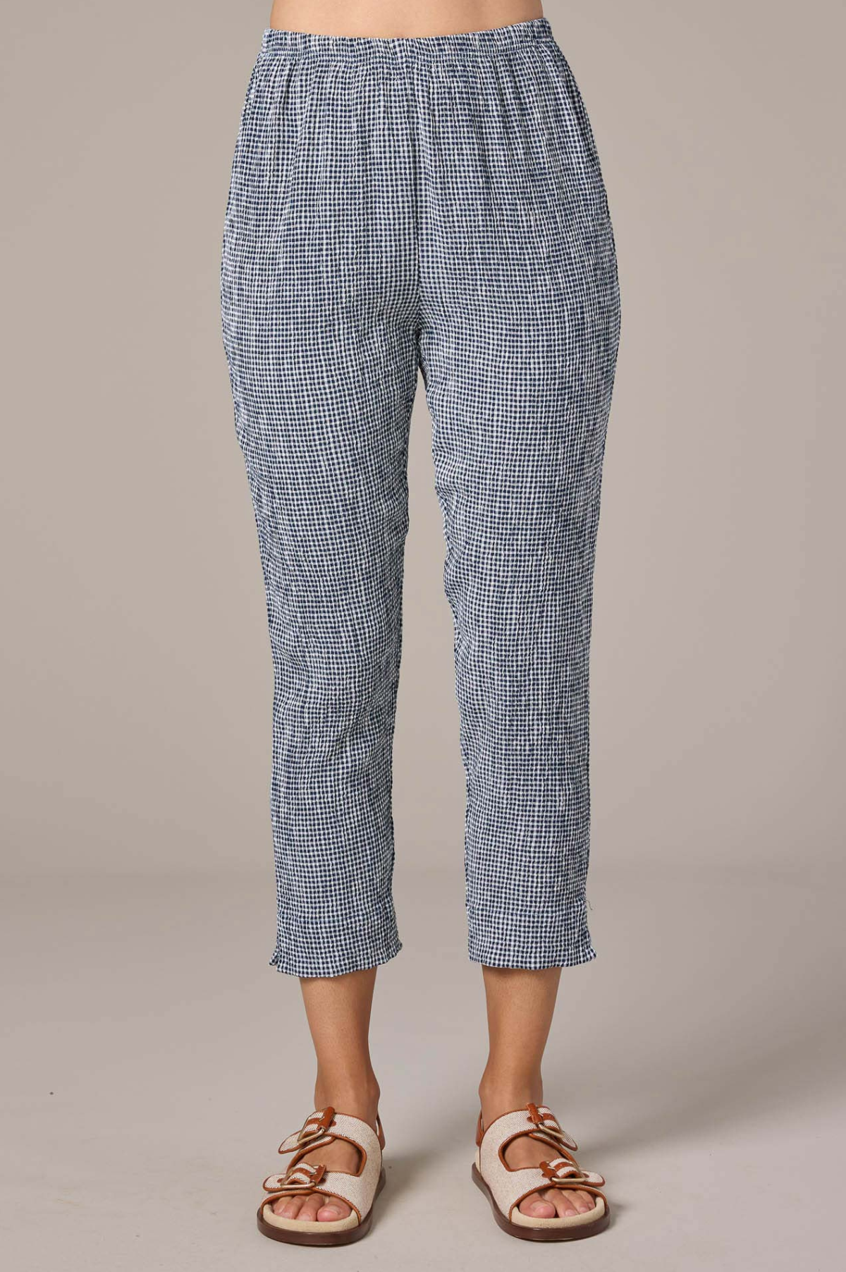 Cut Loose Crinkle Check Tapered Crop Pant