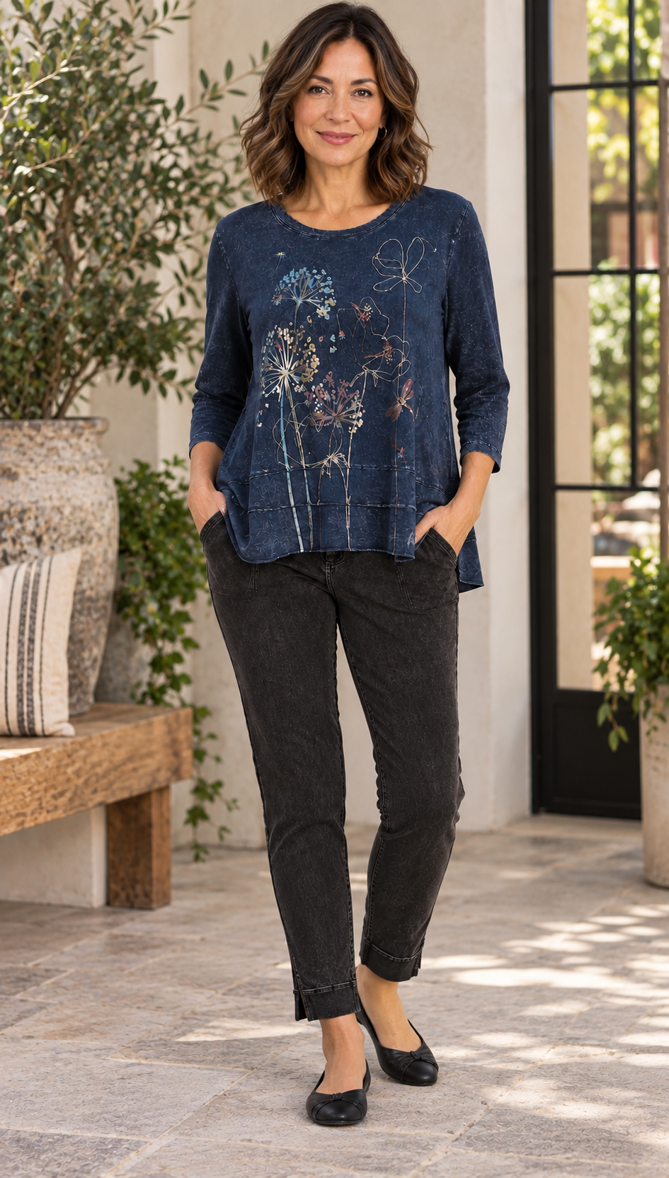 Jess & Jane Mineral Washed Slim Pant w/Scoop Pockets & Split Ankle Hem-Black