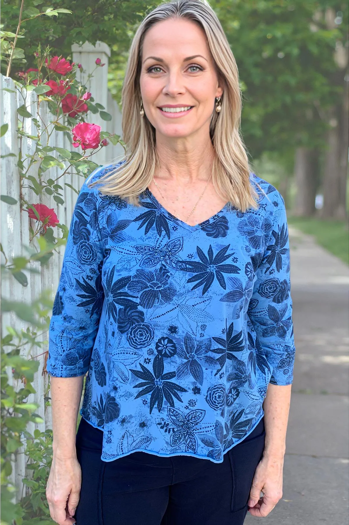 Prairie Cotton V-Neck Godet Back Tunic-Indigo Floral