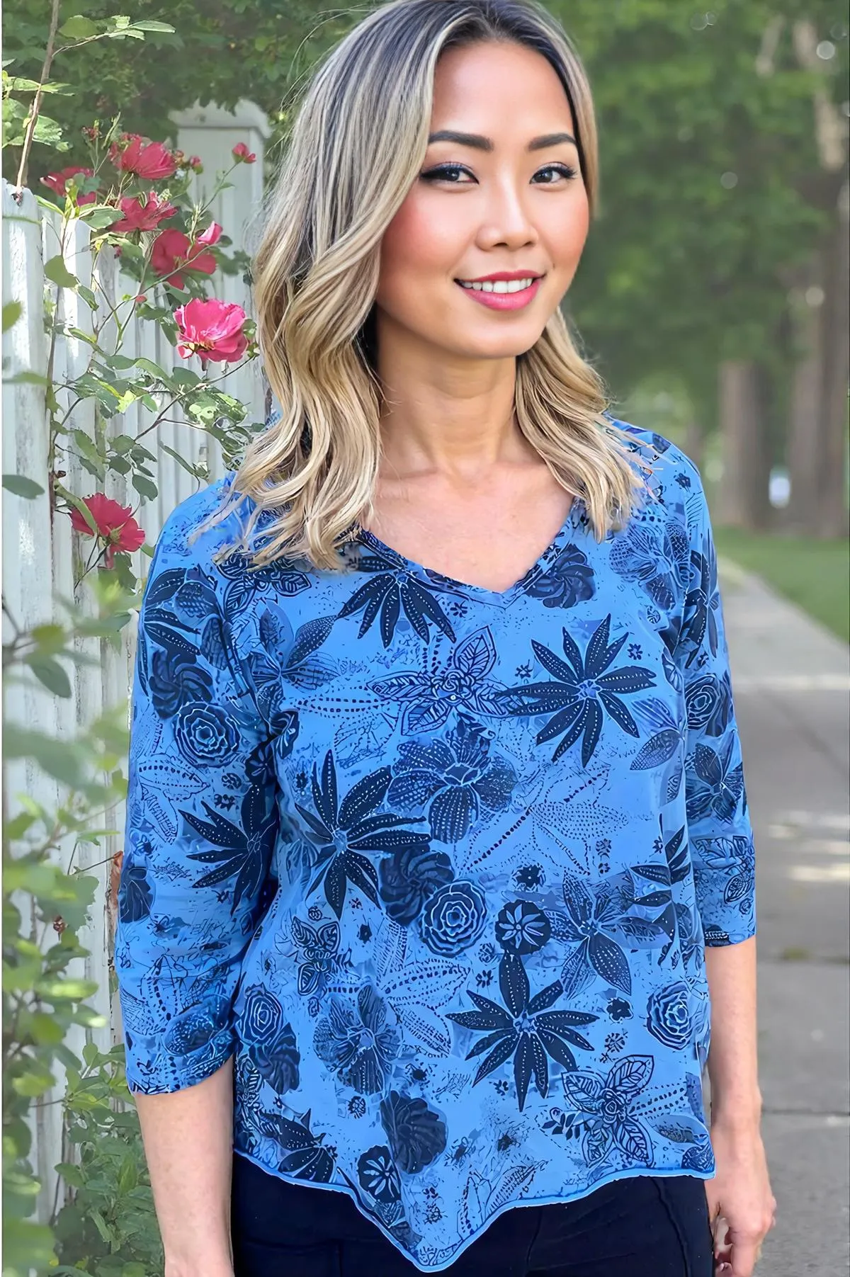 Prairie Cotton V-Neck Godet Back Tunic-Indigo Floral