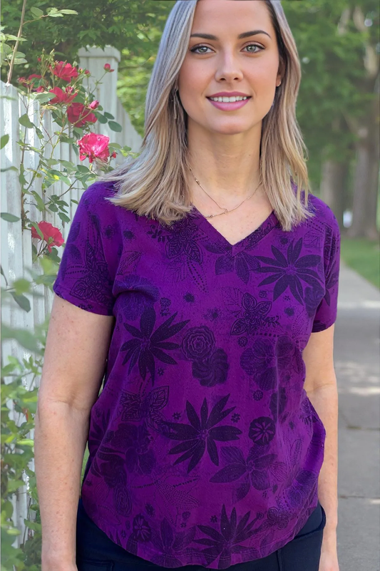 Prairie Cotton V-Neck Short Sleeve Relaxed Top-Indigo Floral