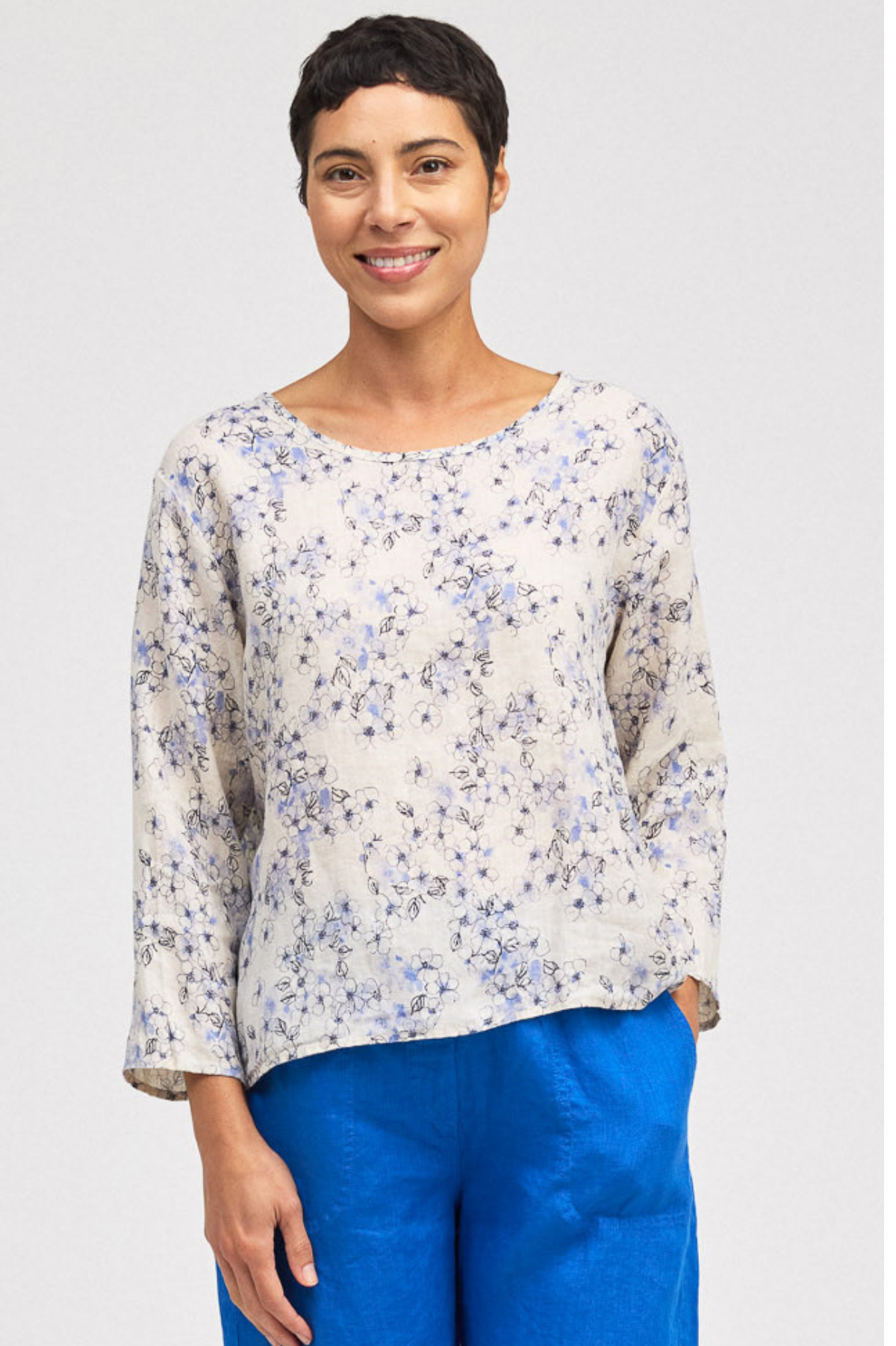 Cut Loose Morning Glory Linen 3/4 Split Back Top 2026- Special Order