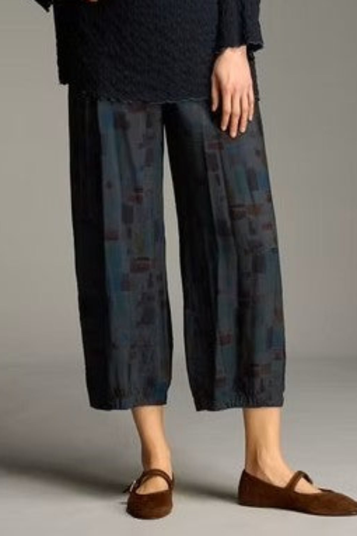 Cut Loose Sea Glass Rayon Cropped Pant w/Darts Fall 2026- Special Order&nbsp;