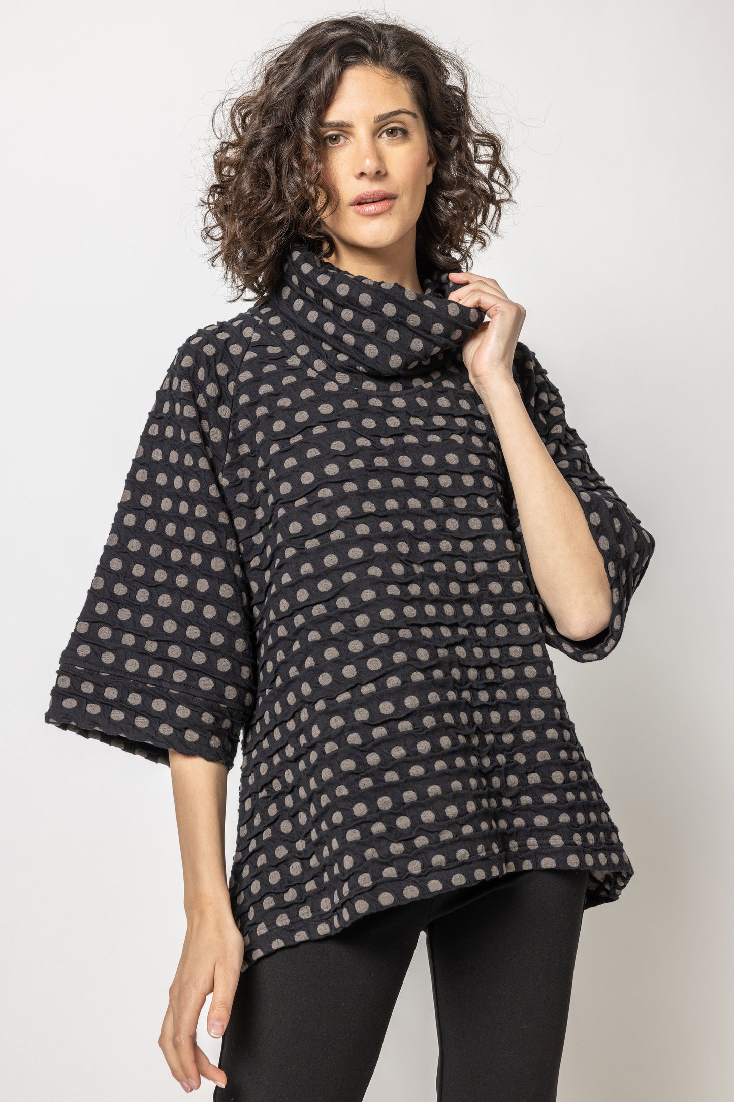 Komil Clothing Como Spot Weave Black Top