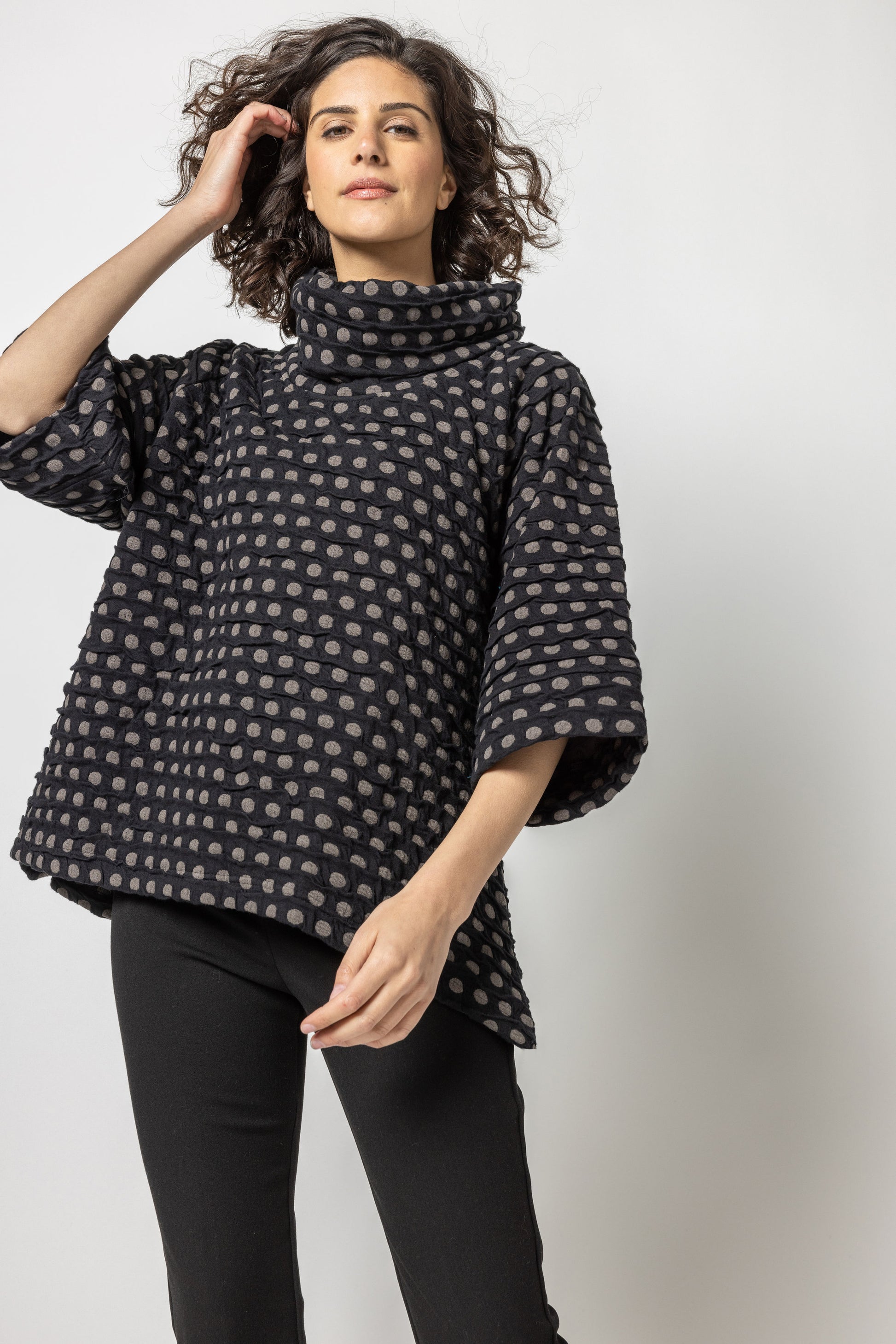 Komil Clothing Como Spot Weave Black Top